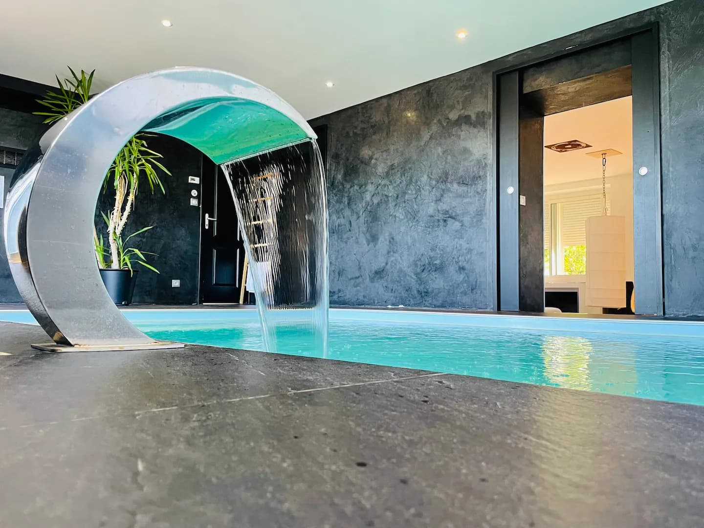Cascade piscine